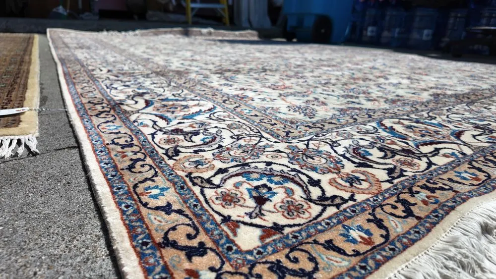 Commercial carpet cleaning services